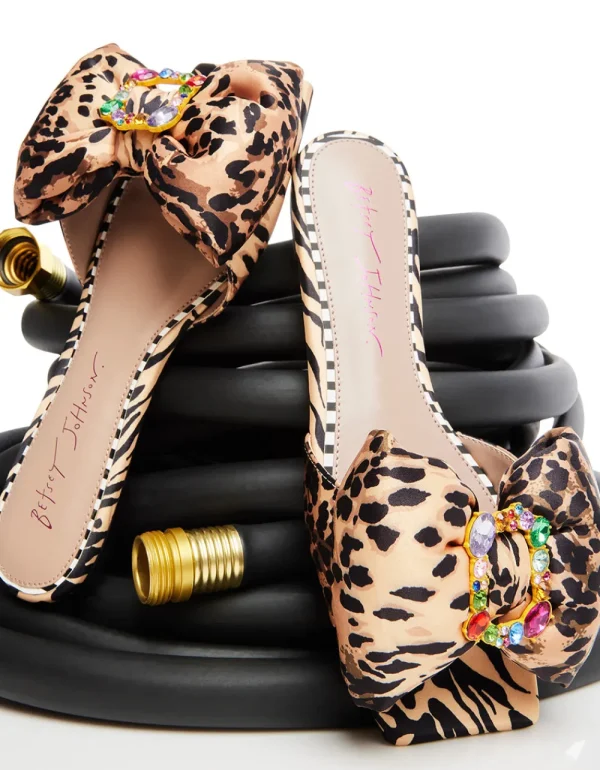 Betsey Johnson Daisyy-G Leopard Multi Discount