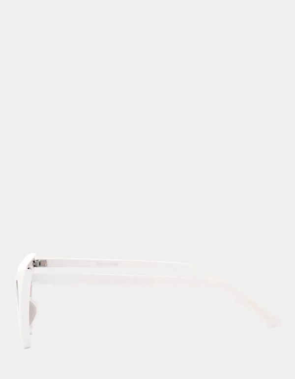 Betsey Johnson Future Play Sunglasses White New