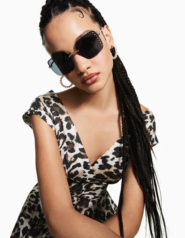 Betsey Johnson On The Edge Sunglasses Gold New
