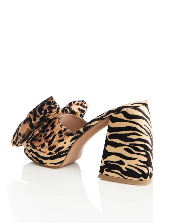Betsey Johnson Possie Leopard Multi Best