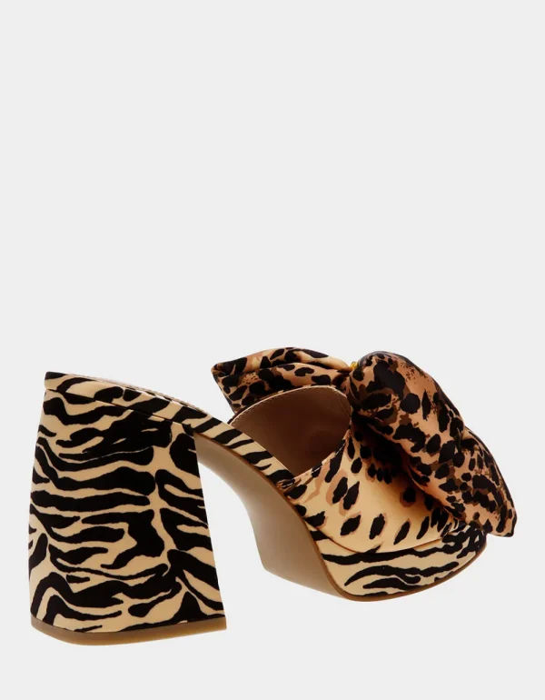 Betsey Johnson Possie Leopard Multi Best